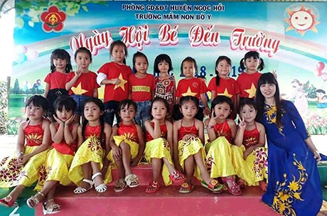 Cô giáo Nguyễn Thị Tuyết yêu nghề, mến trẻ