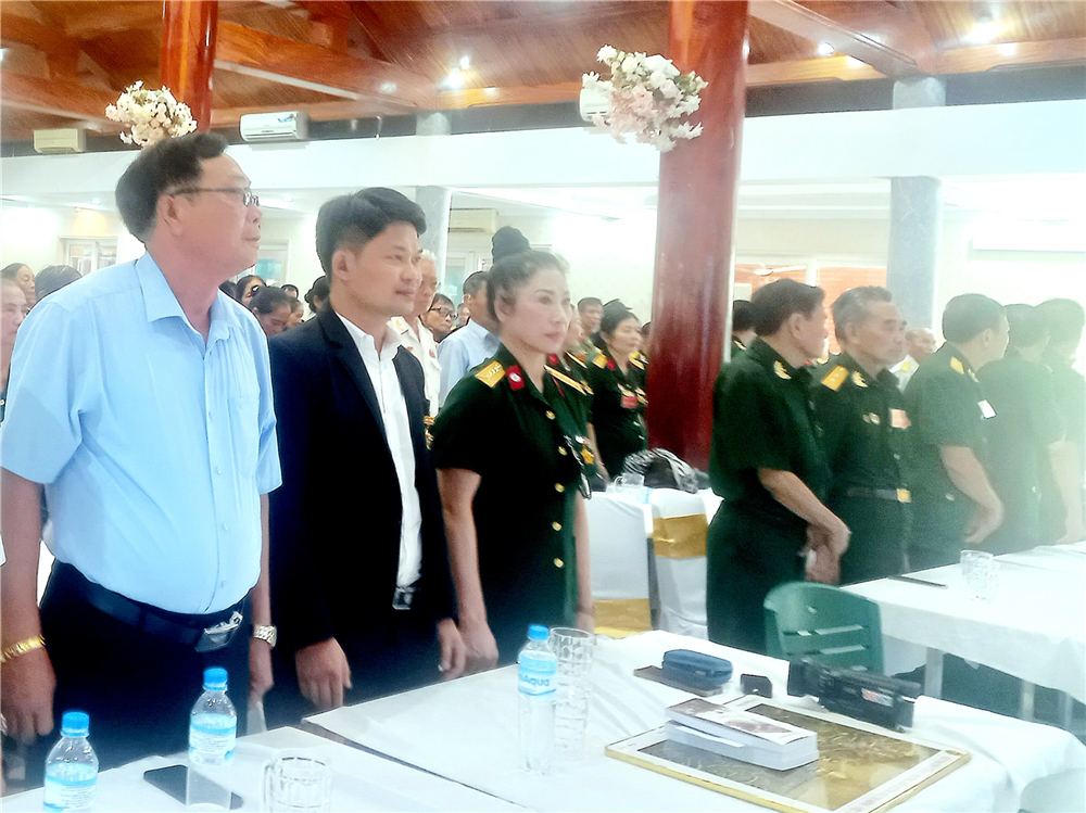 Phó Chủ tịch Liên hiệp Trí tuệ Viêt Nam Bùi Văn Dũng gặp mặt kỷ niệm truyền thống Bộ đội Trường Sơn